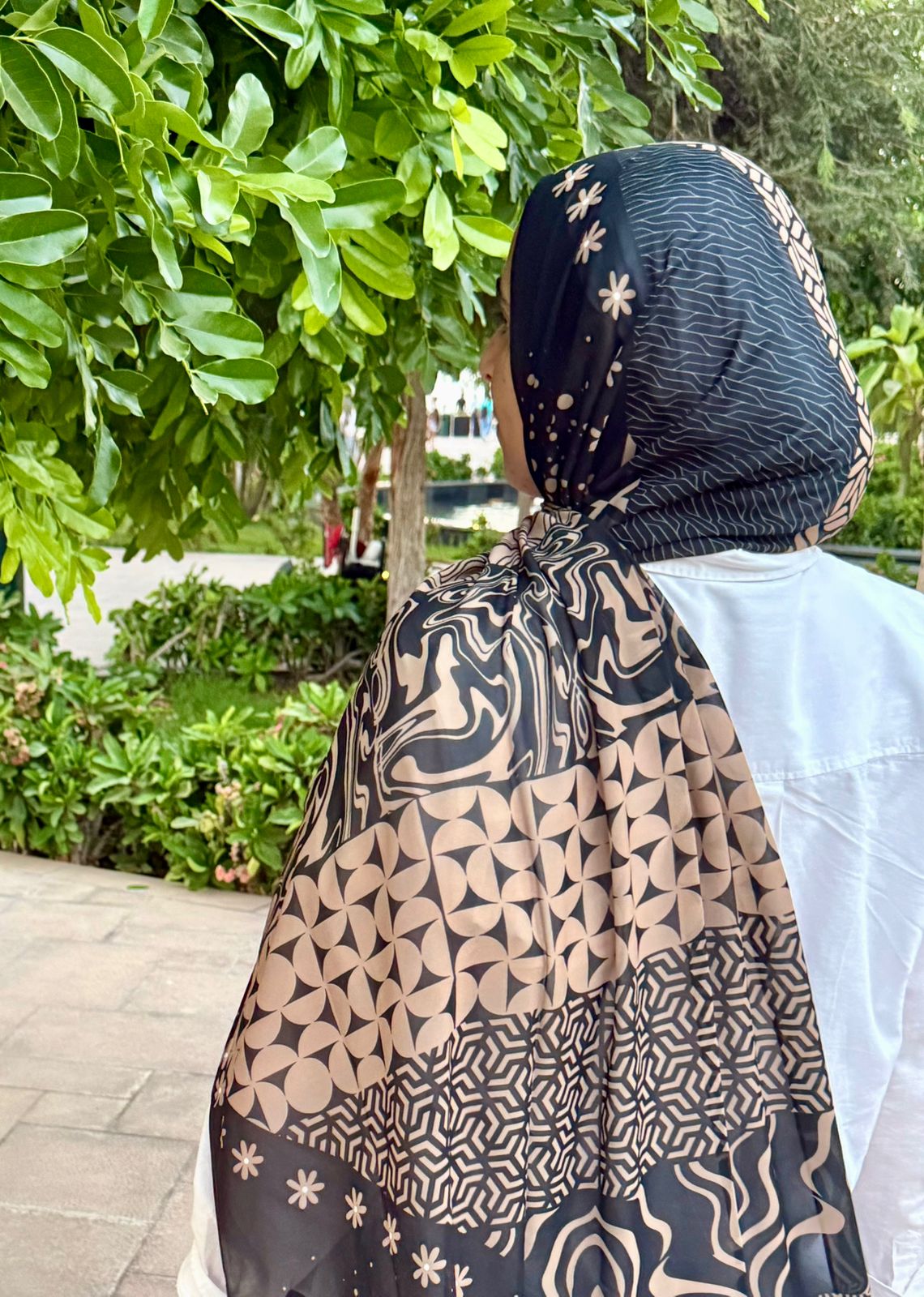 Midnight Sands Scarf